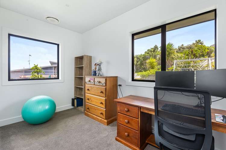 39 Bayview Park Lane Orewa_23