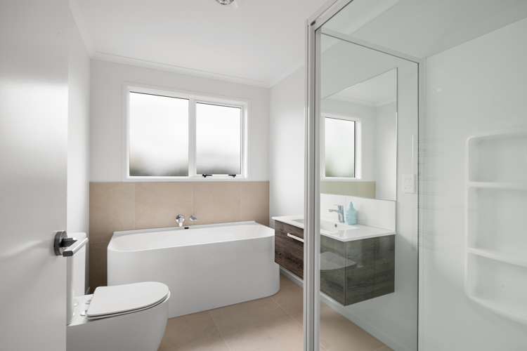 313 Lakes Boulevard Pyes Pa_9