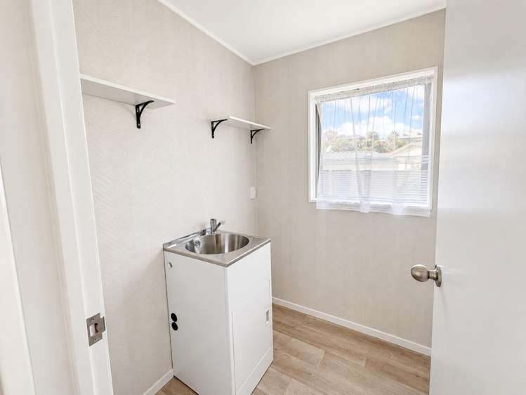46 Aquarius Drive 11056_4