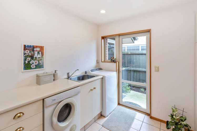 20 Lexington Place Shirley_19