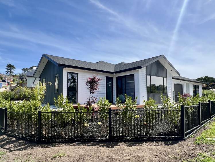 77 Skulander Crescent Millwater_32