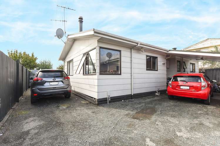 22c Parkers Road_0