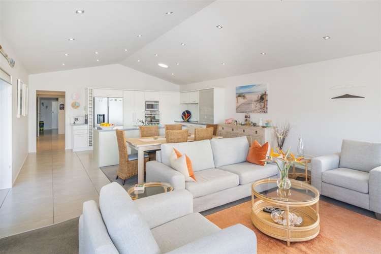 141 Captain Cook Road Cooks Beach_12