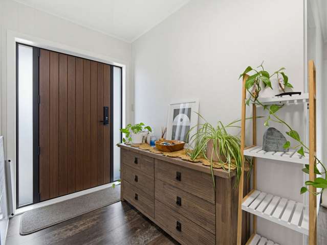 32a Holland Street Glenholme_2