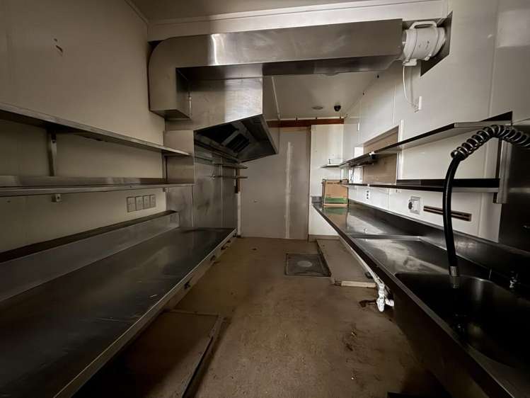 791 State Highway 16 Waimauku_9