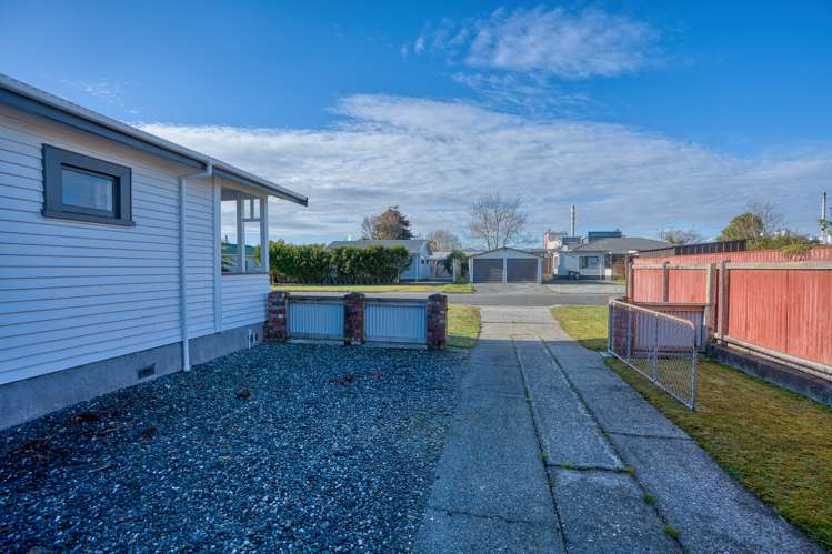 71 Hoffman Street Hokitika_24