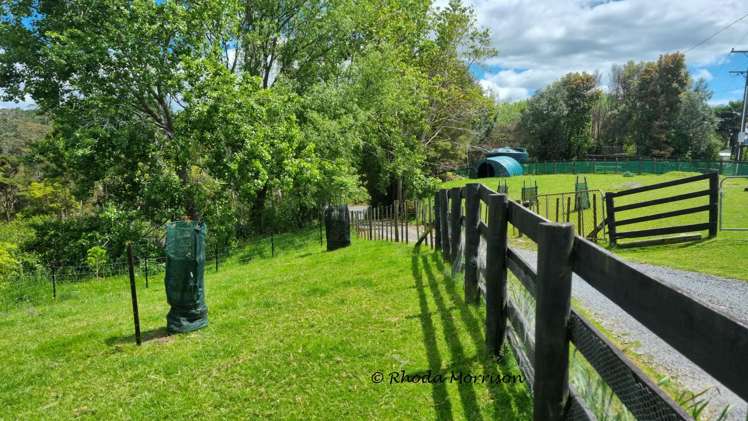 43 Pahi Road Paparoa_11