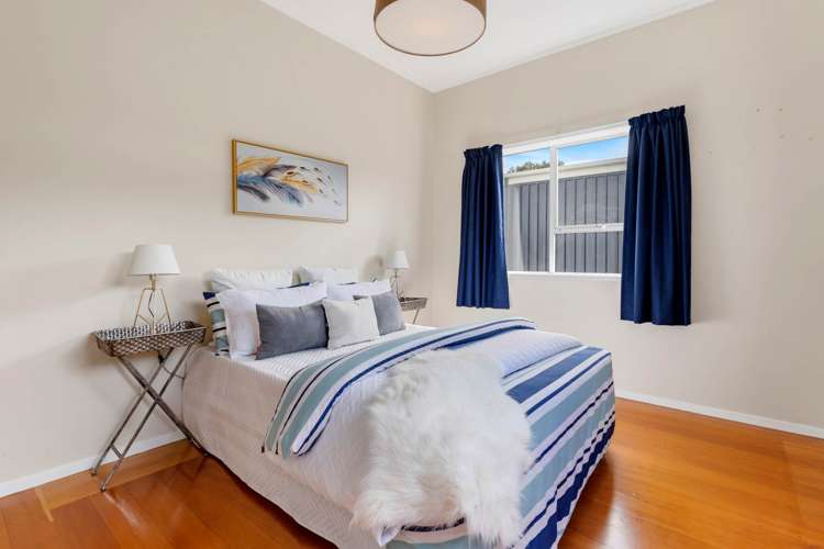 7 Merwood Lane Devonport_13