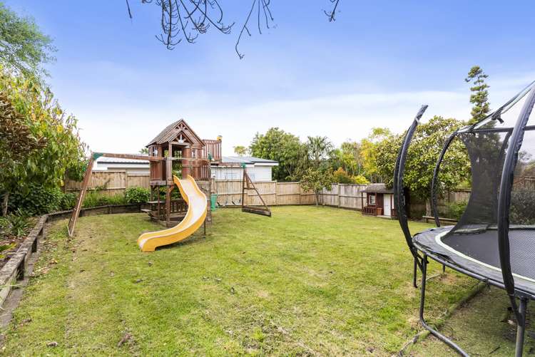 32 Kurnell Drive Botany Downs_23