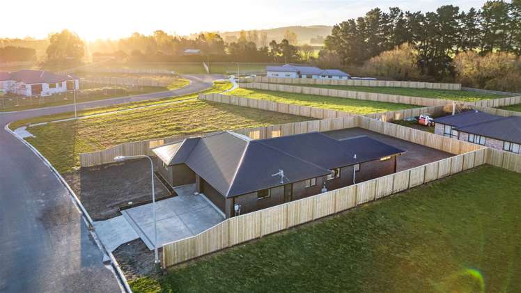 21 Plover Avenue Amberley_16