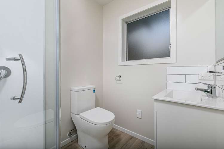 2/1 Takapu Street Henderson_12