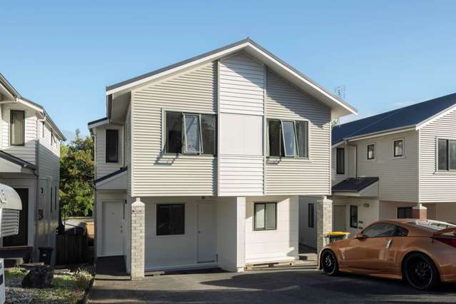 Affordable house in Prime Oteha!