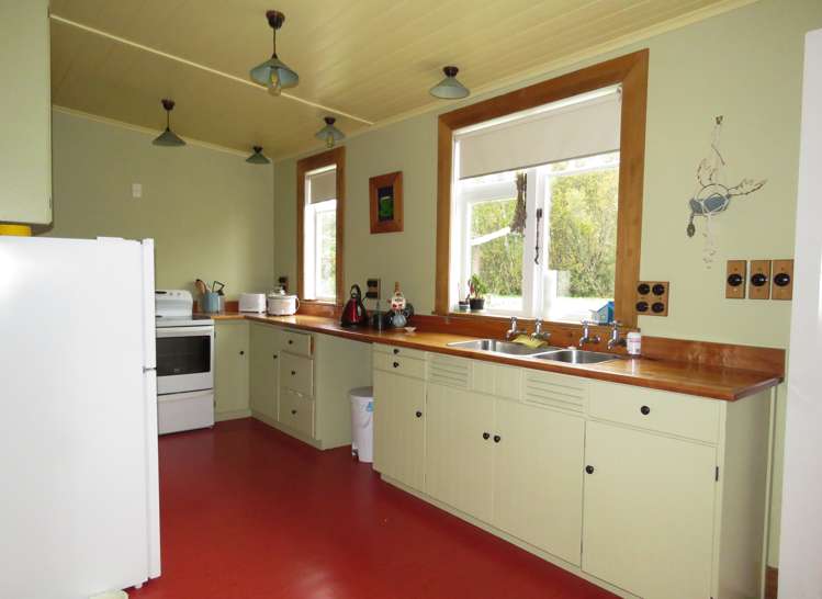 24 Hattie Street Reefton_2