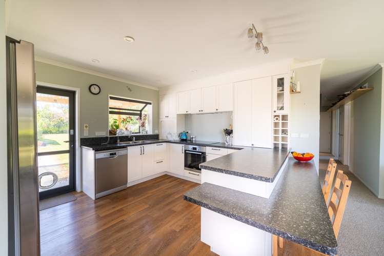 9 Ruataniwha Drive Collingwood_15