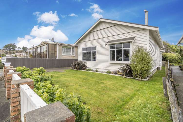 73 Lowe Street Avenal_16