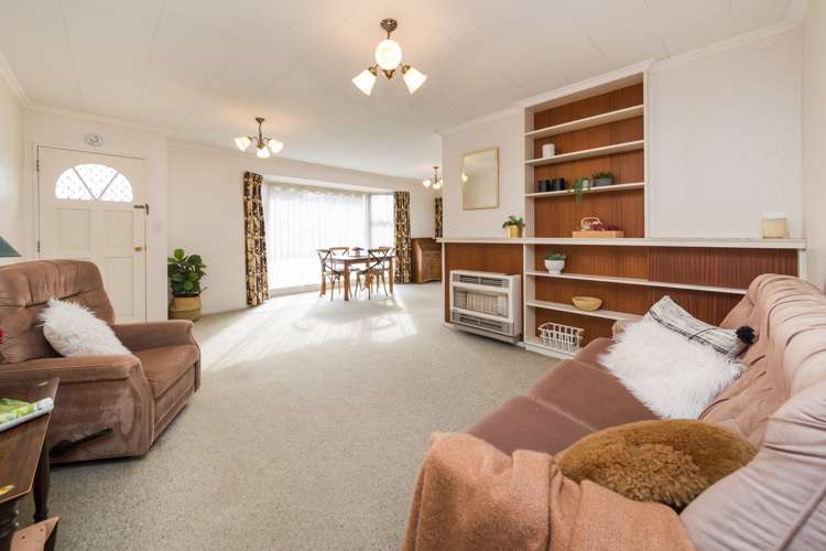 99 Warwick Street Feilding_2