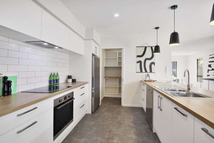 74 Quinn Crescent Woodend_8