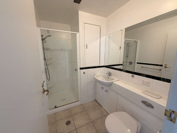 10i/14 Waterloo Quadrant Auckland CBD_5