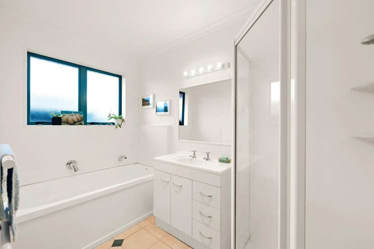 74 Ayrshire Drive Grandview Heights_20