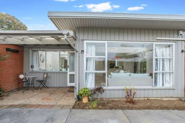 C/21a Kingsview Road Mount Eden_1