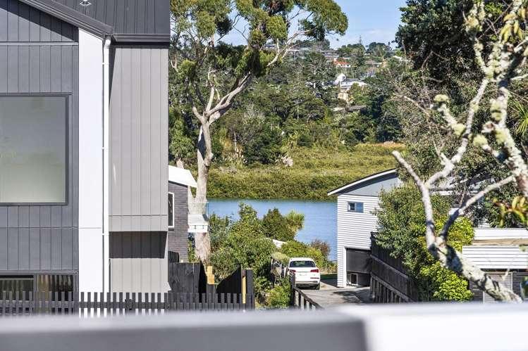 21A Abbotleigh Avenue Te Atatu Peninsula_16