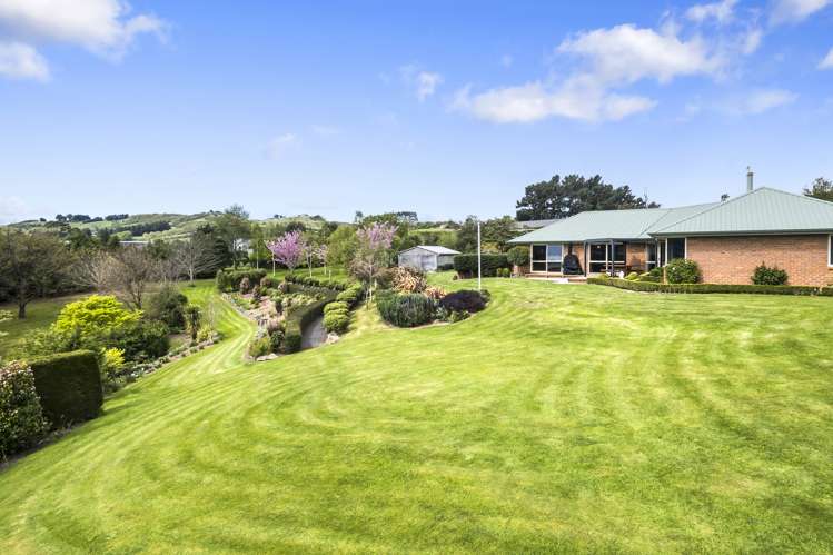 8 Wavy Knowes Drive Waldronville_17