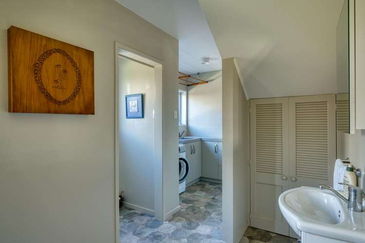 38 Whitcombe Terrace Hokitika_13