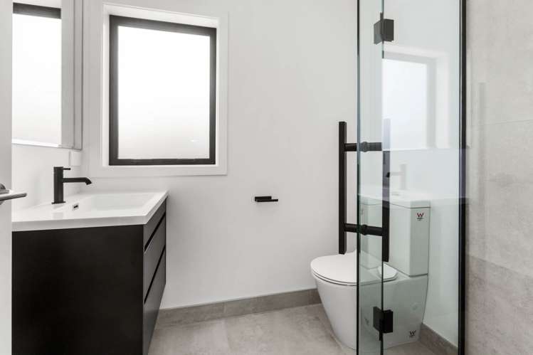 28A Canal Road Avondale_9