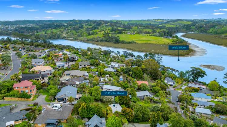 10 Poplar Road Stanmore Bay_19