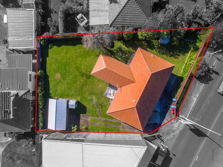 728 Richardson Road Hillsborough_14