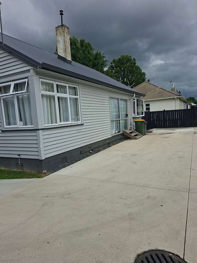 151 Cobham Drive Hamilton East_1