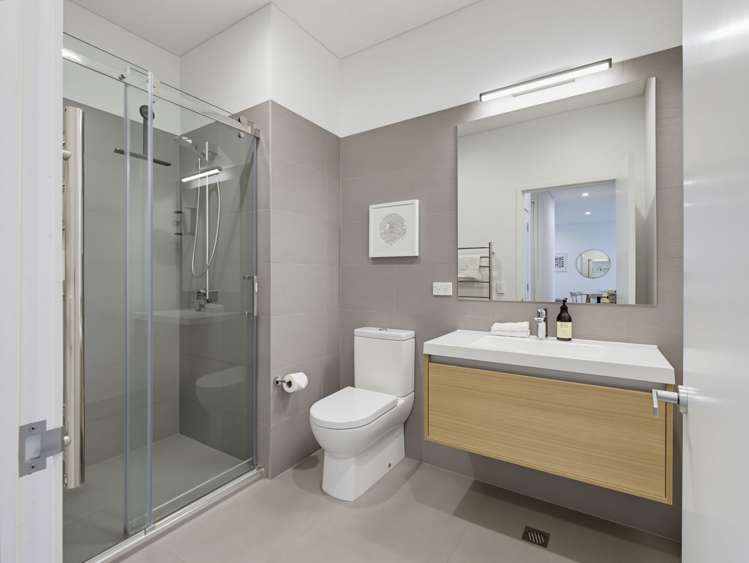 107/36C Welles Street City Centre_13