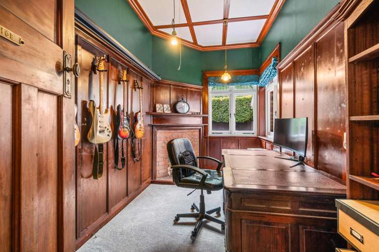 10 Sharpe Road Epsom_16