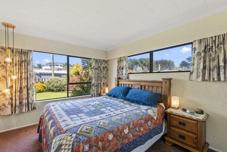 9 Chrystall Street Foxton Beach_10