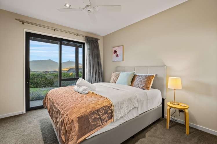 27 Hackett Road Jack's Point_34