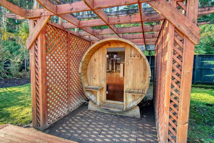 169 Coulson Road Paroa_32