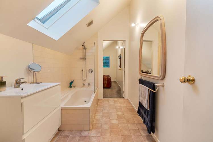 1 Grasmere Way Bethlehem_14