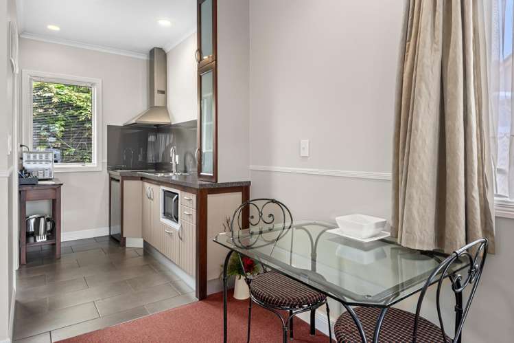 Freehold/361 Western Hills Drive Avenues_7