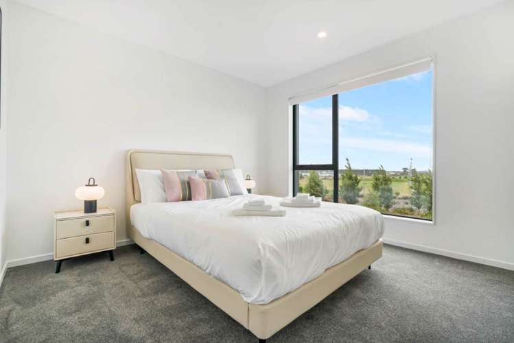 23 Flat Bush School Road Flat Bush_8