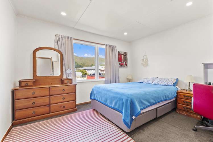 243 Wellington Road Wainuiomata_5