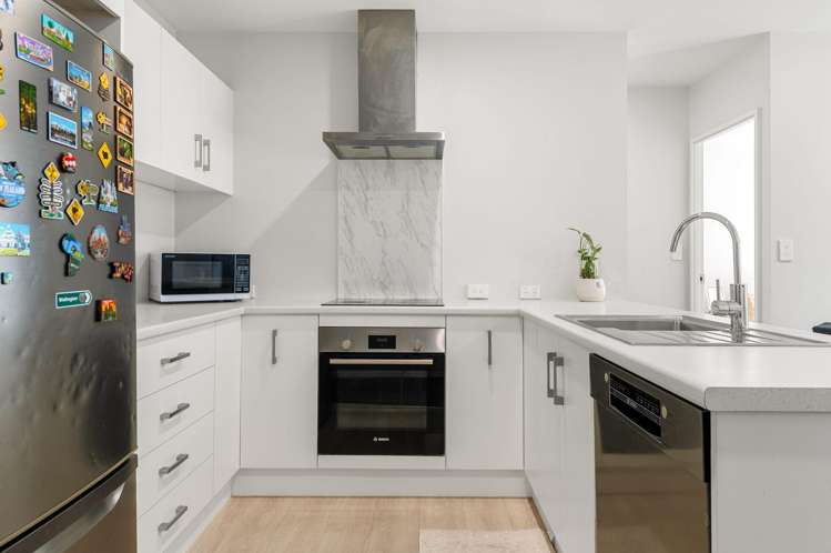 2/1 Williams Place_2
