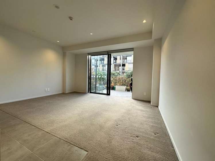 110/4 Bluegrey Avenue Stonefields_7