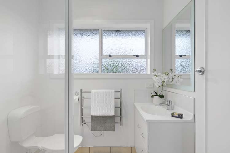 22 Dinton Street Russley_9