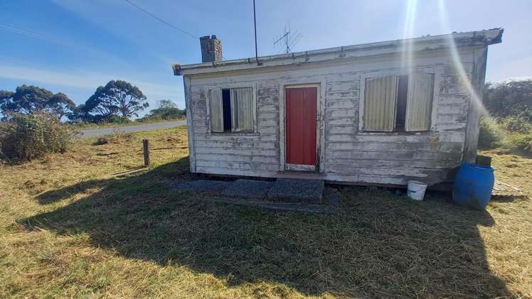 112 Grove Burn Road Tuatapere_2