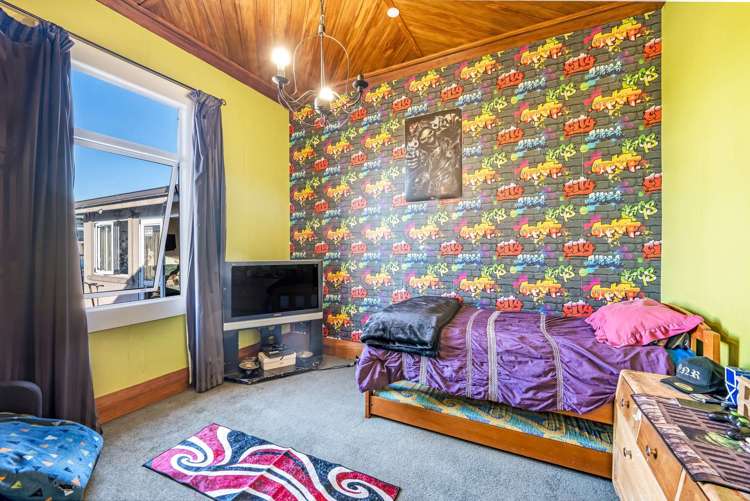 29 Huron Street Gore Surrounds_6