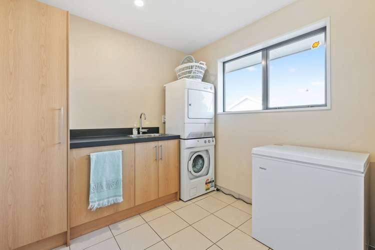 2 Boulez Mews Rolleston_14