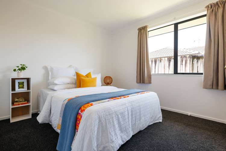 15 Farnham Close Rototuna North_13