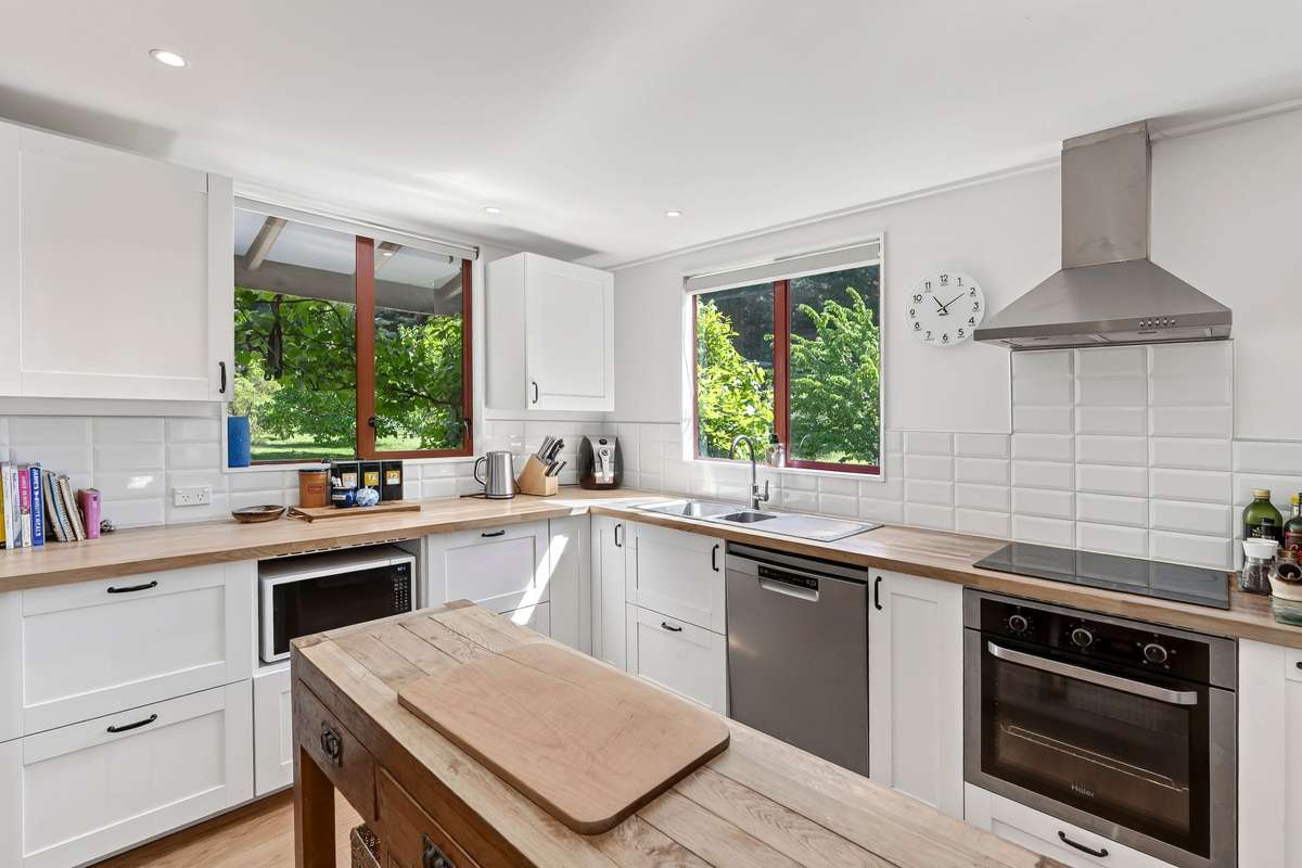 1/965 Lake Hawea - Albert Town Road_3