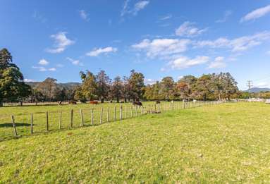 315 & 315A Woollams Avenue_4
