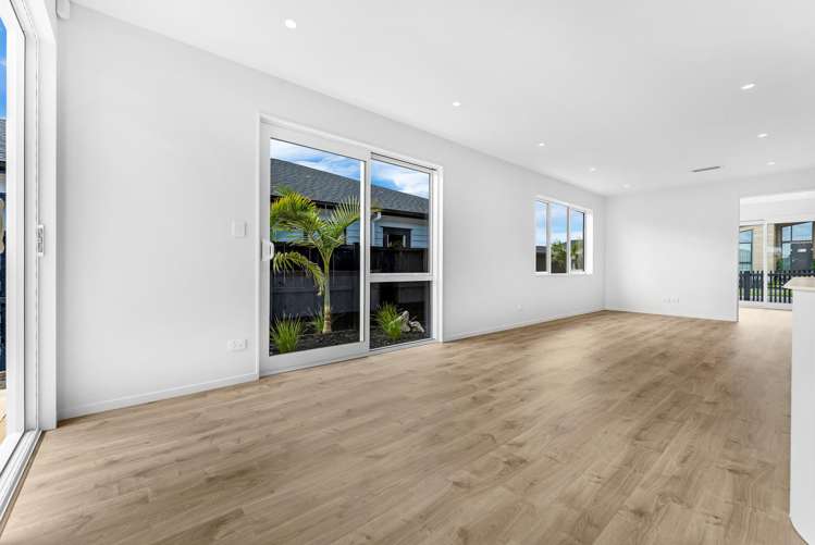 45 Tipu Crescent Milldale_11